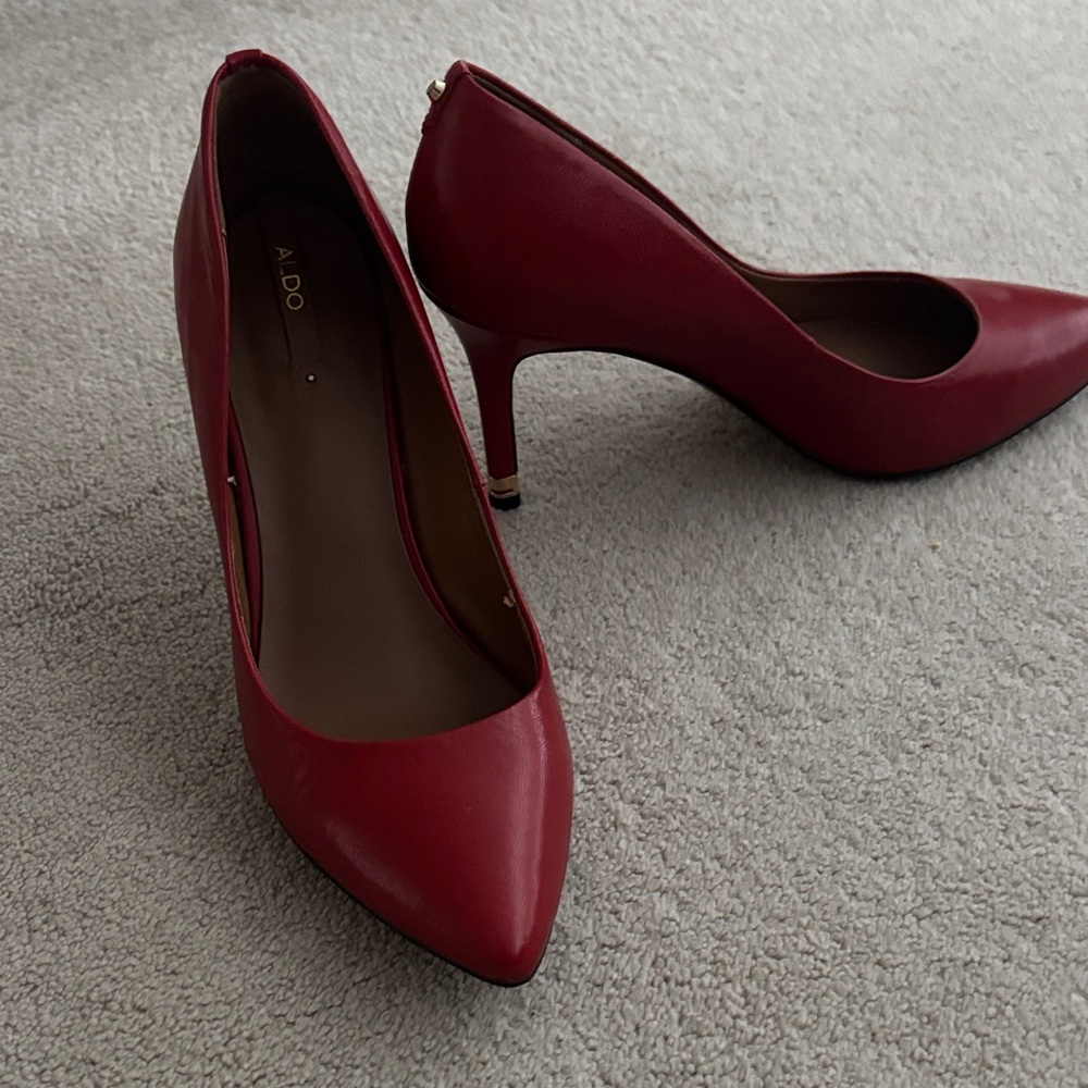 Aldo Classic Red Heels